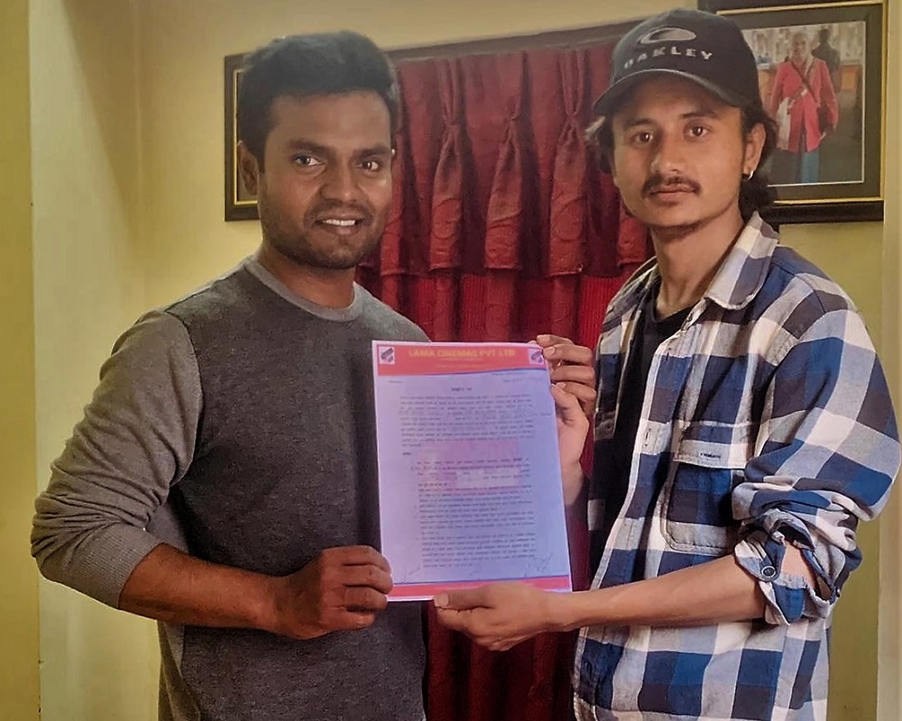 इटालीमा अभिनय पढेर फर्किएका मेहता फिल्म ‘आँखा’ बाट डेब्यु गर्दै